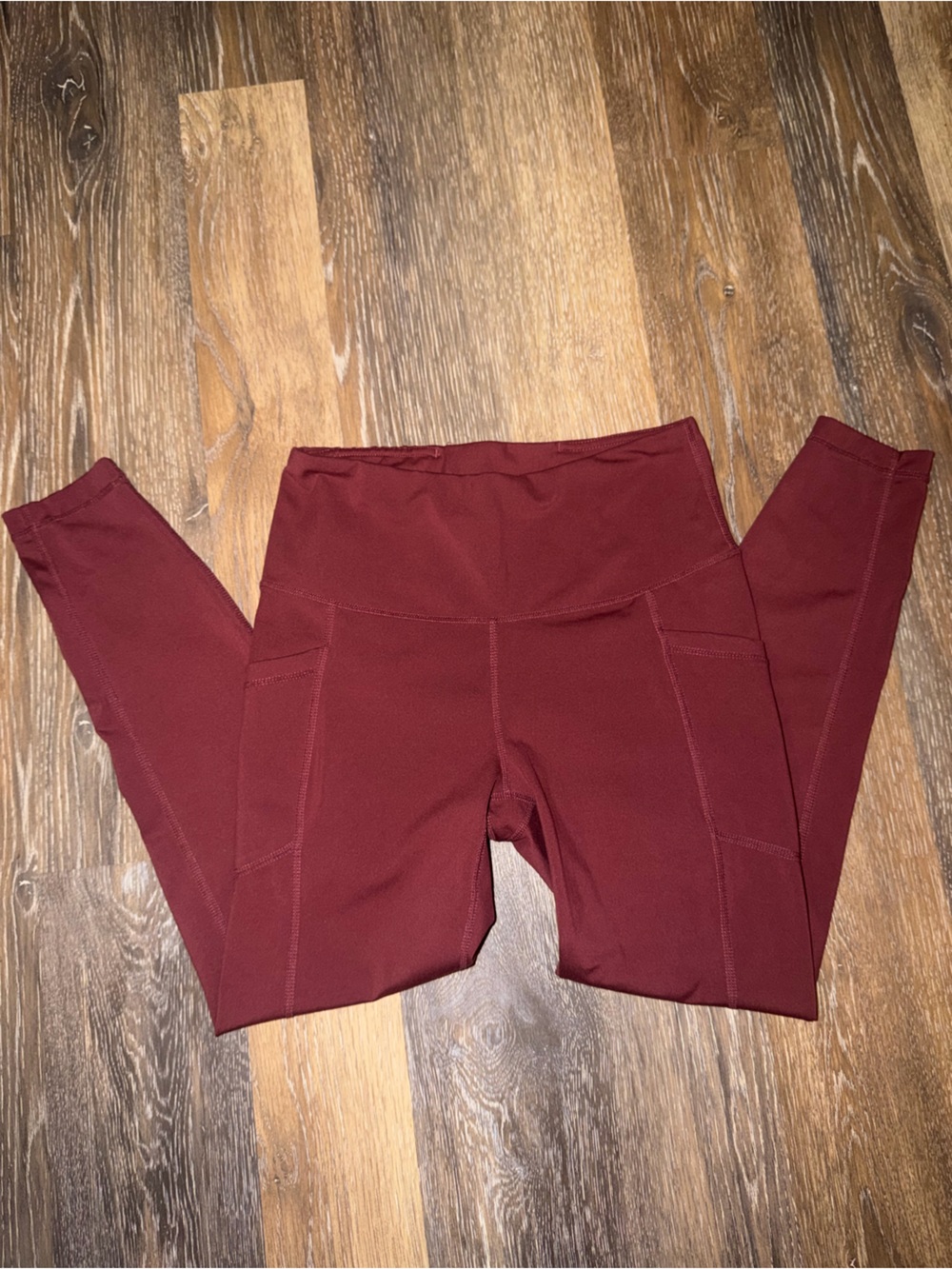 Yogalicious Burgundy High-Waist Leggings with Side Pockets